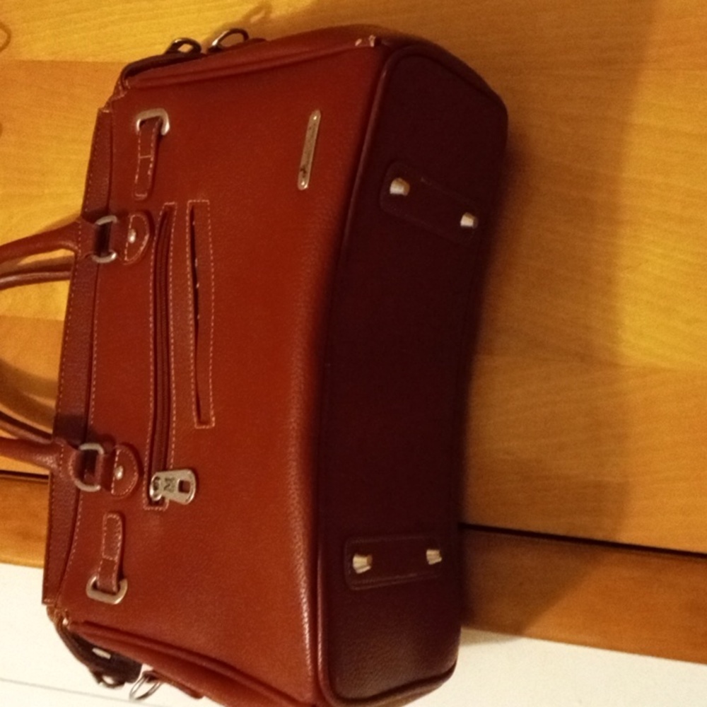 Purse - Picture 3 of 4